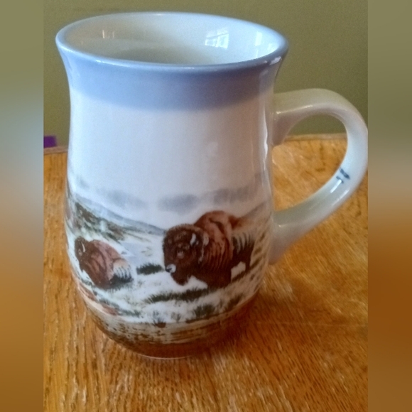 Rustic Buffalo Ceramic Mug - Picture 1 of 5